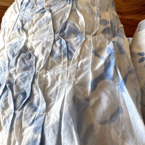 Pottery Barn Teen LoveShackFancy Garden Damask Smocked Standard Pillow Sham Set - Picture 4 of 9